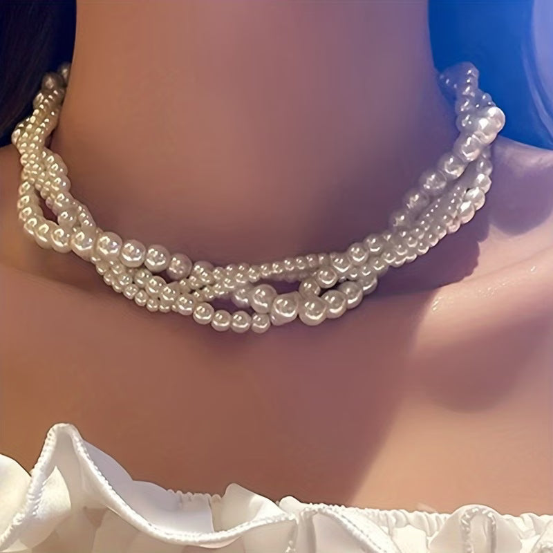 Elegante Perlenkette als Statement