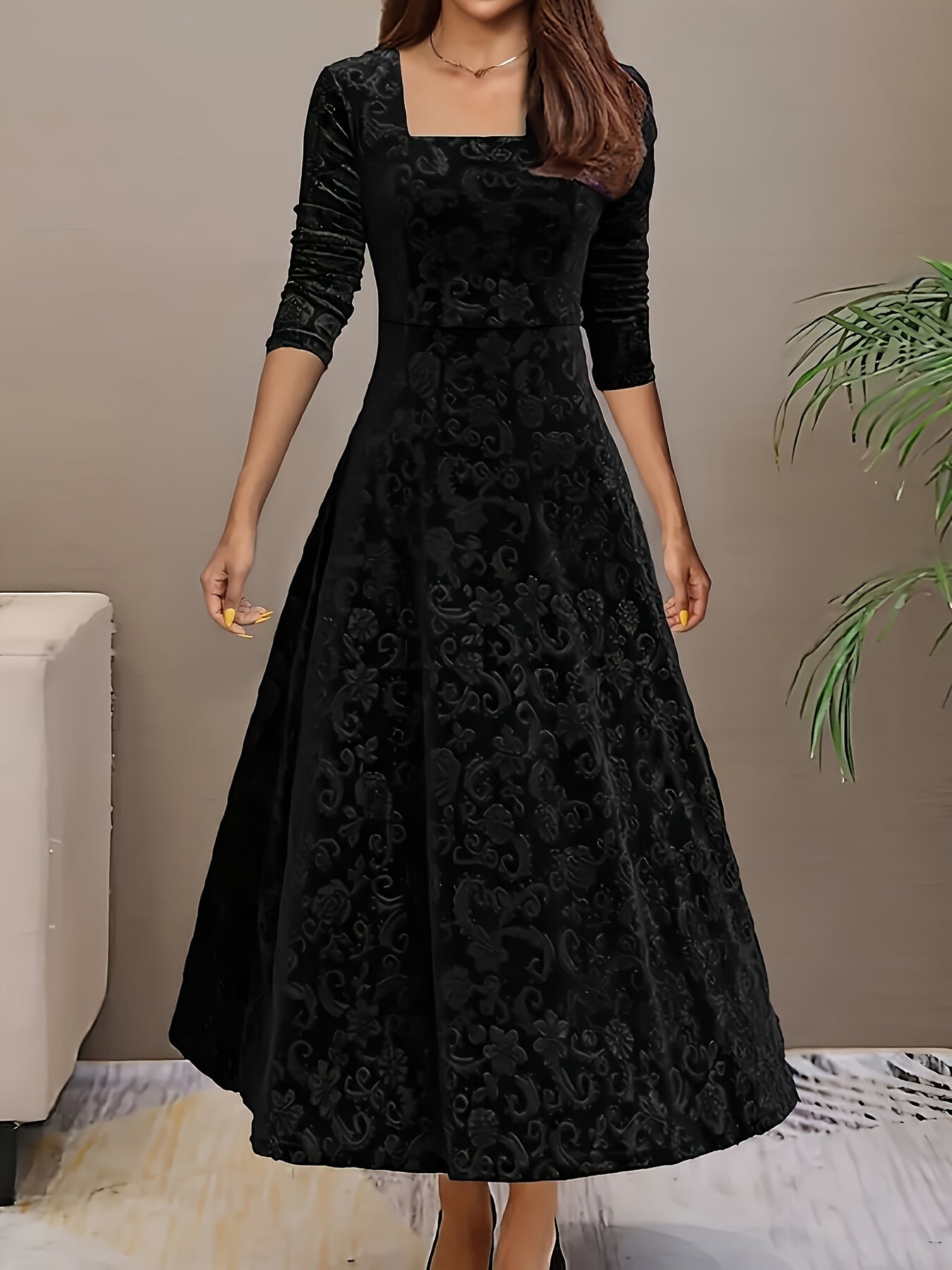 Nicola™ Elegantes Samtkleid