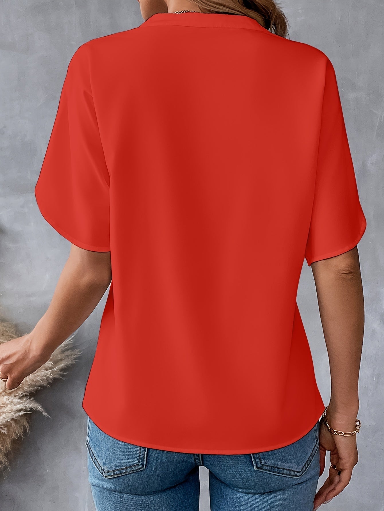 Scarlett | Elegante V-Ausschnitt-Bluse