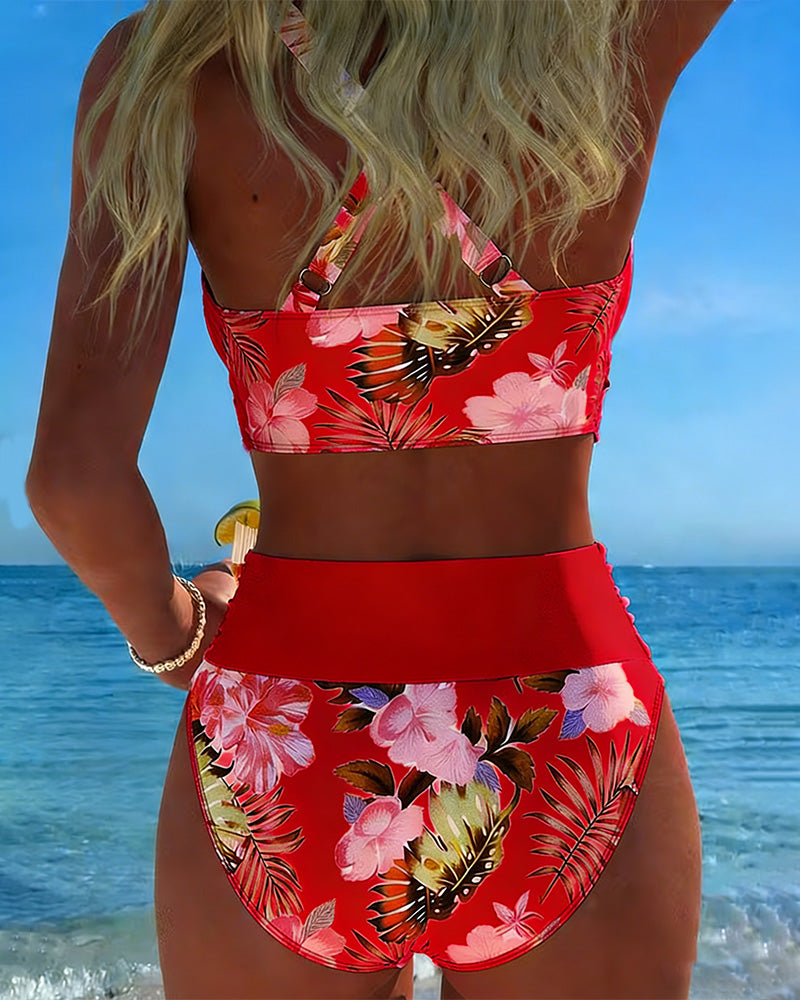 Clara | Bikini mit kontrastierendem Blumenmuster und Schlitz