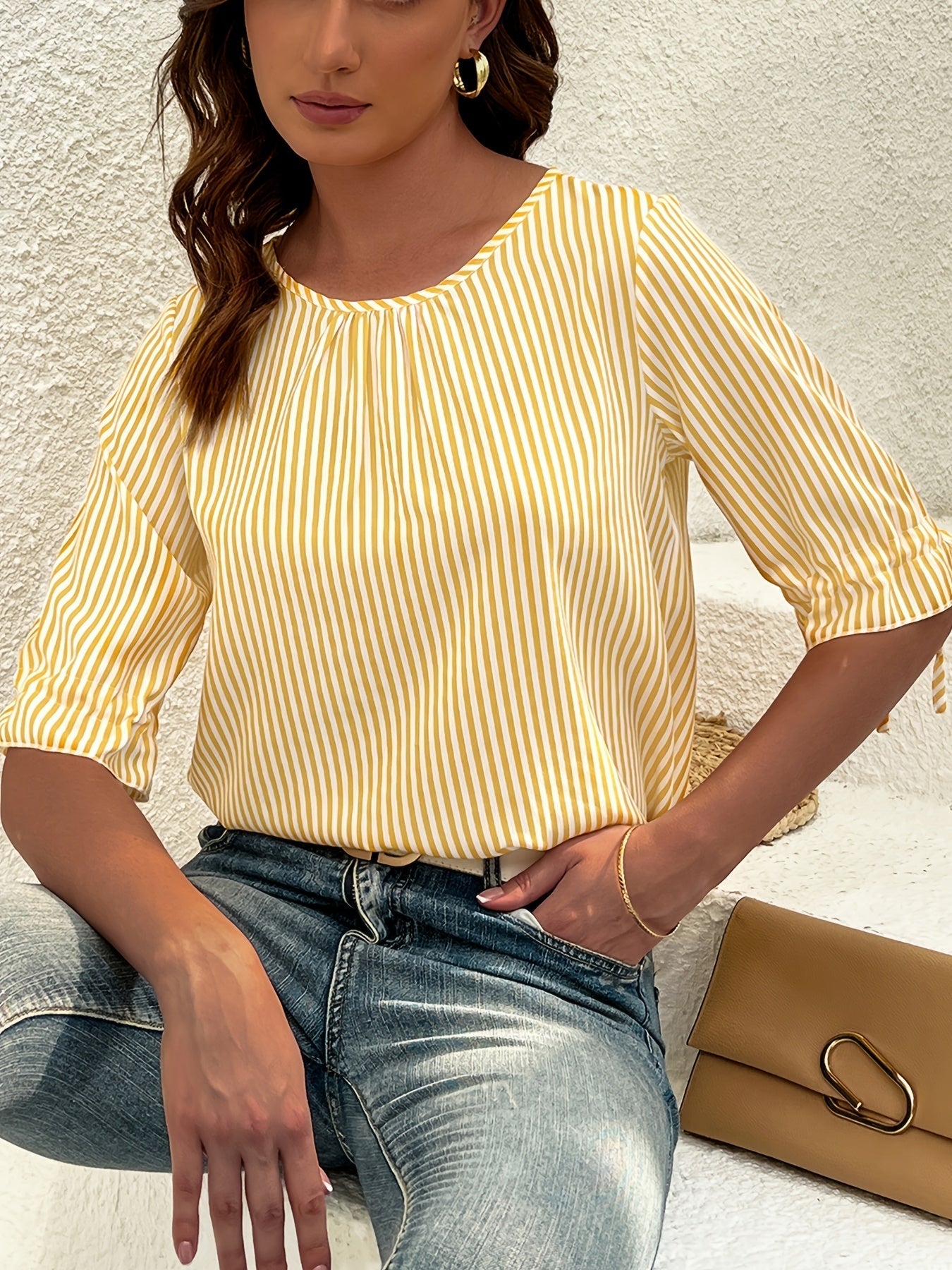 Savannah | Elegante gestreifte Bluse mit Knopfdetails