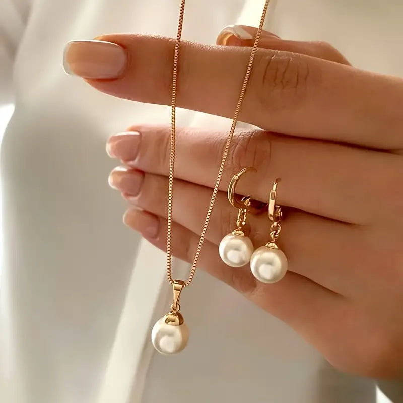 Elegantes, Anmutiges Perlenketten-Set
