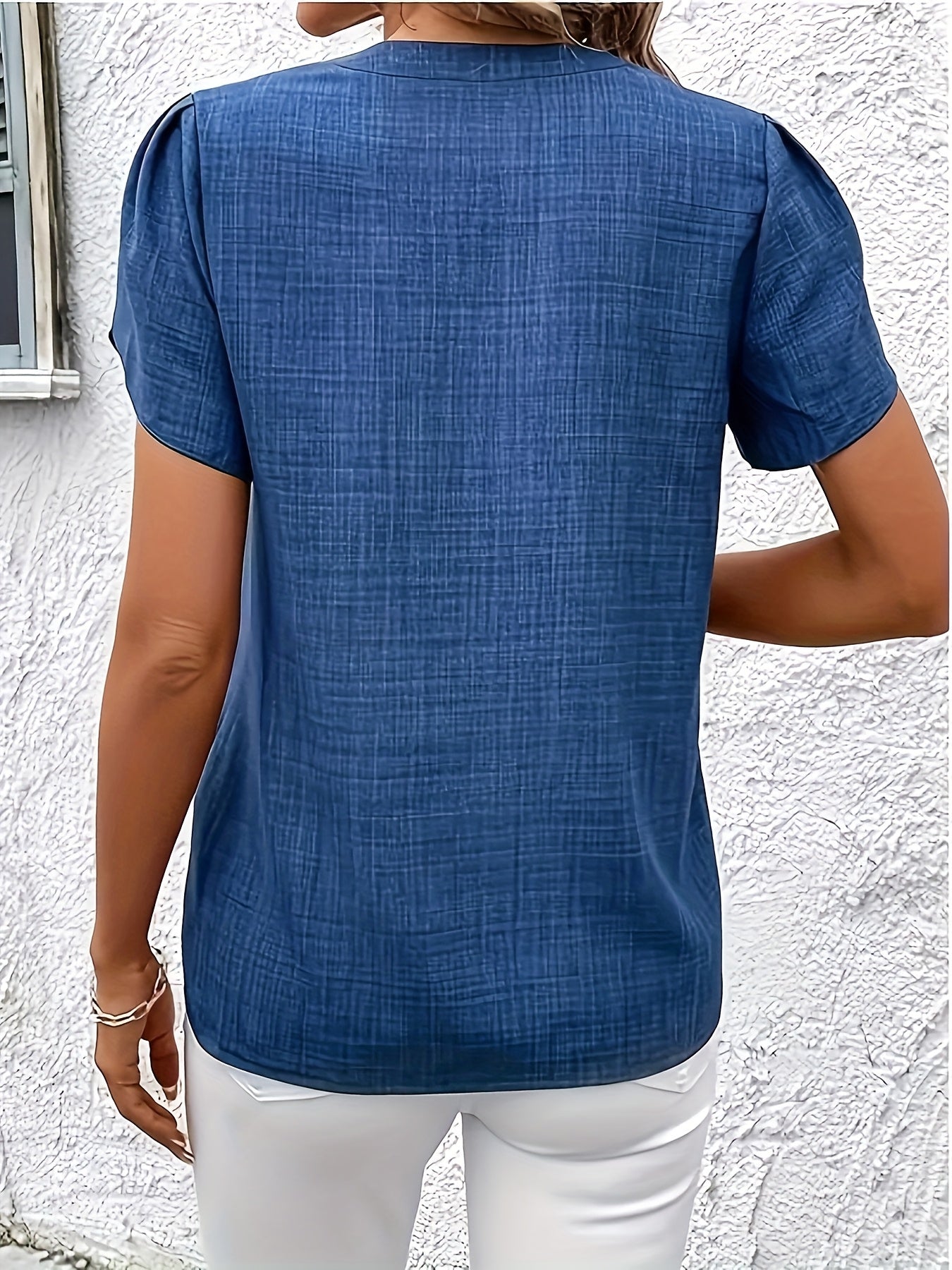 Delilah | Bluse mit Petalärmeln und V-Ausschnitt