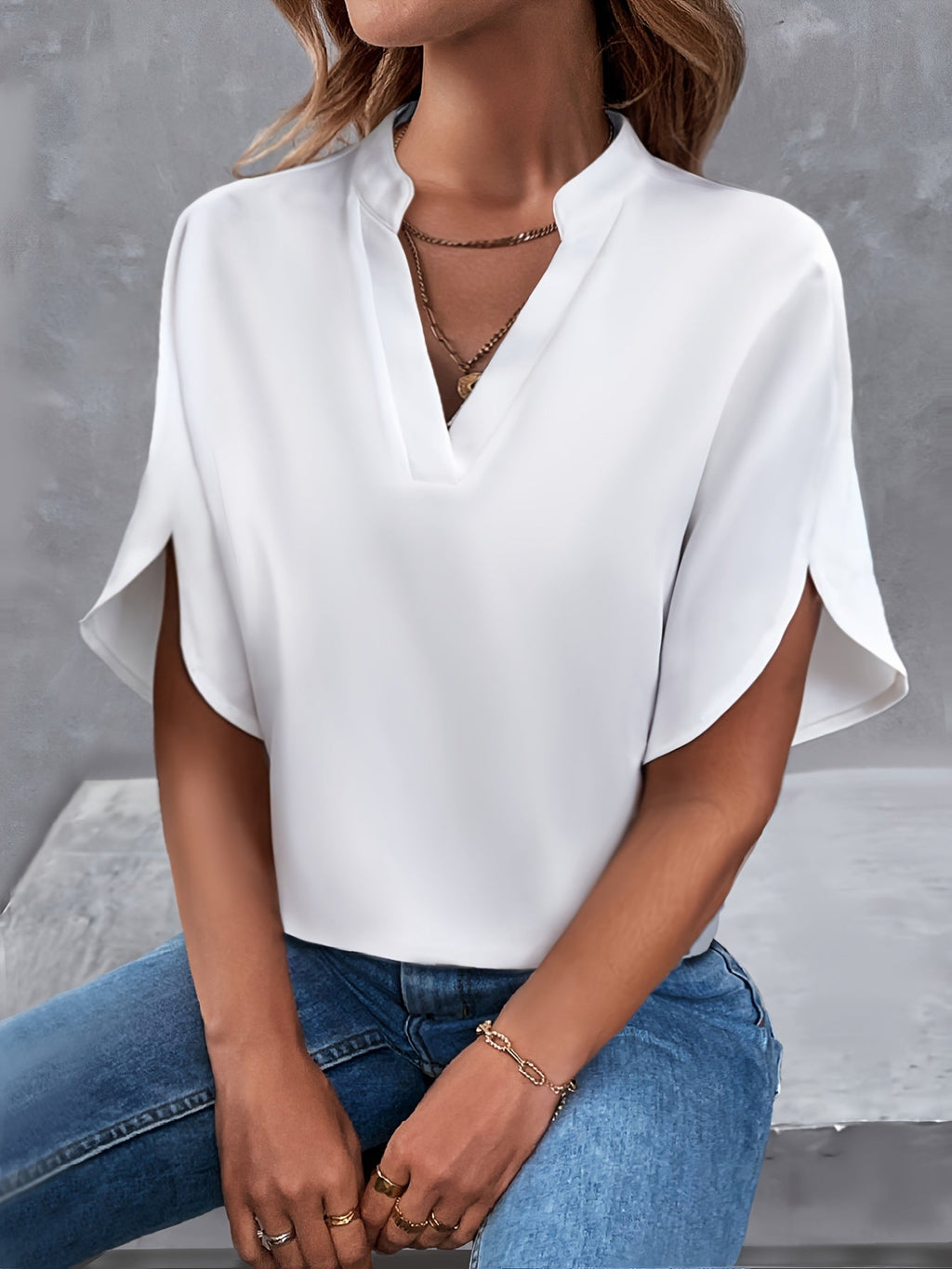 Scarlett | Elegante V-Ausschnitt-Bluse