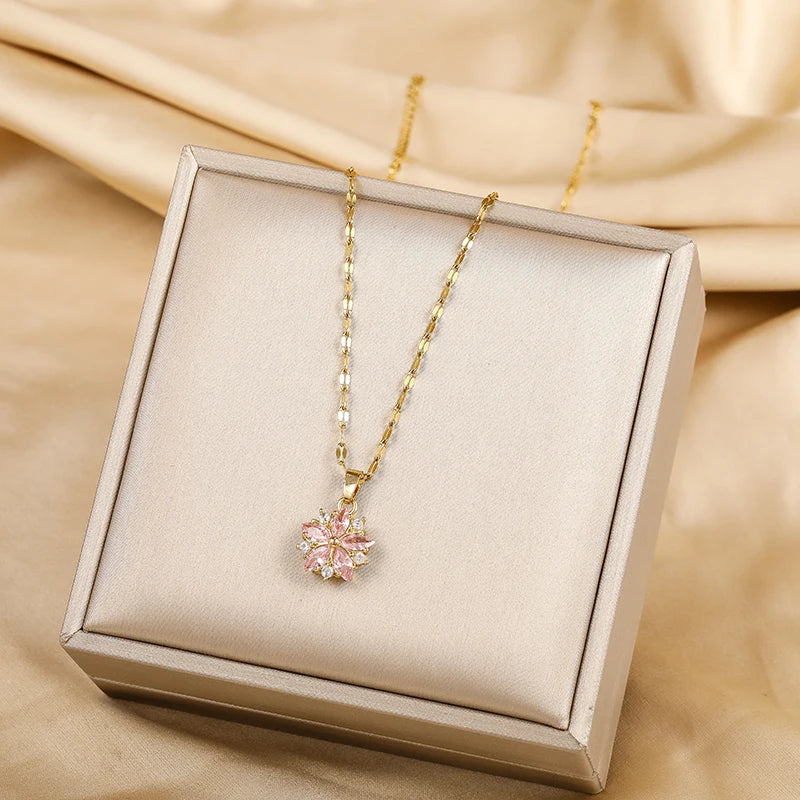 Collier Sakura Rose Romantique aus Edelstahl