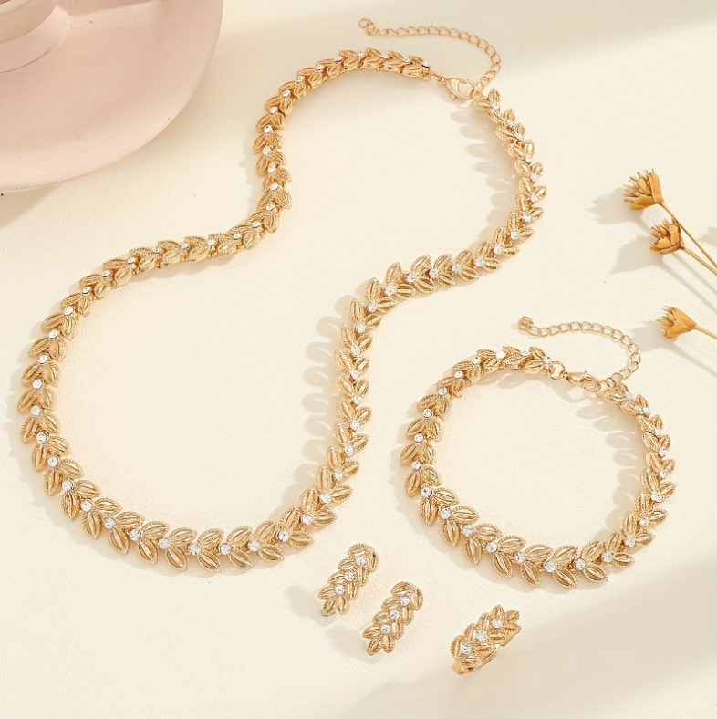 Éléonore | Goldene Eleganz für jeden Moment