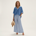 Juliana | V-Ausschnitt Varsity Top & Streifen Weite-Hosen Set