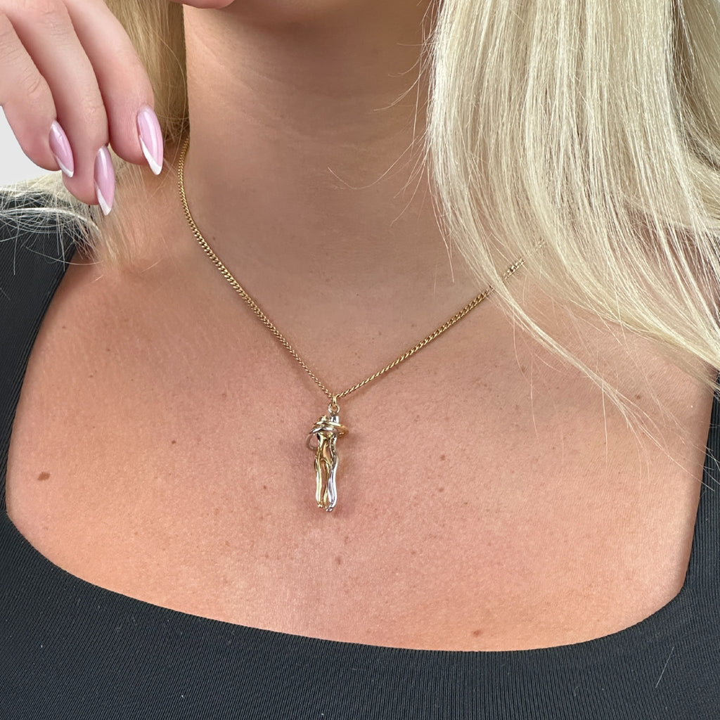 Améthysa | Die Umarmungskette, Symbol für Liebe und Zärtlichkeit